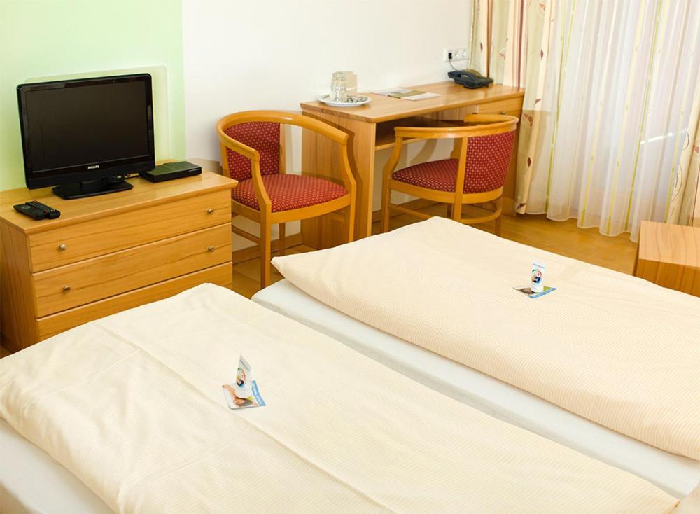 Kurhotel Bad Zell Ngoại thất bức ảnh